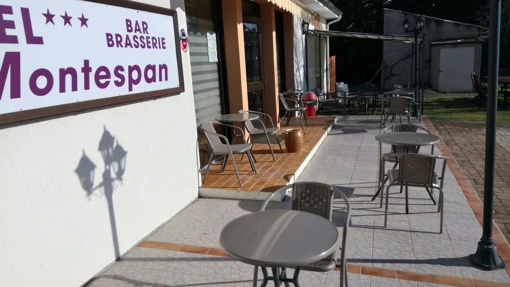 Hotel Montespan Lussac-les-Châteaux Eksteriør bilde